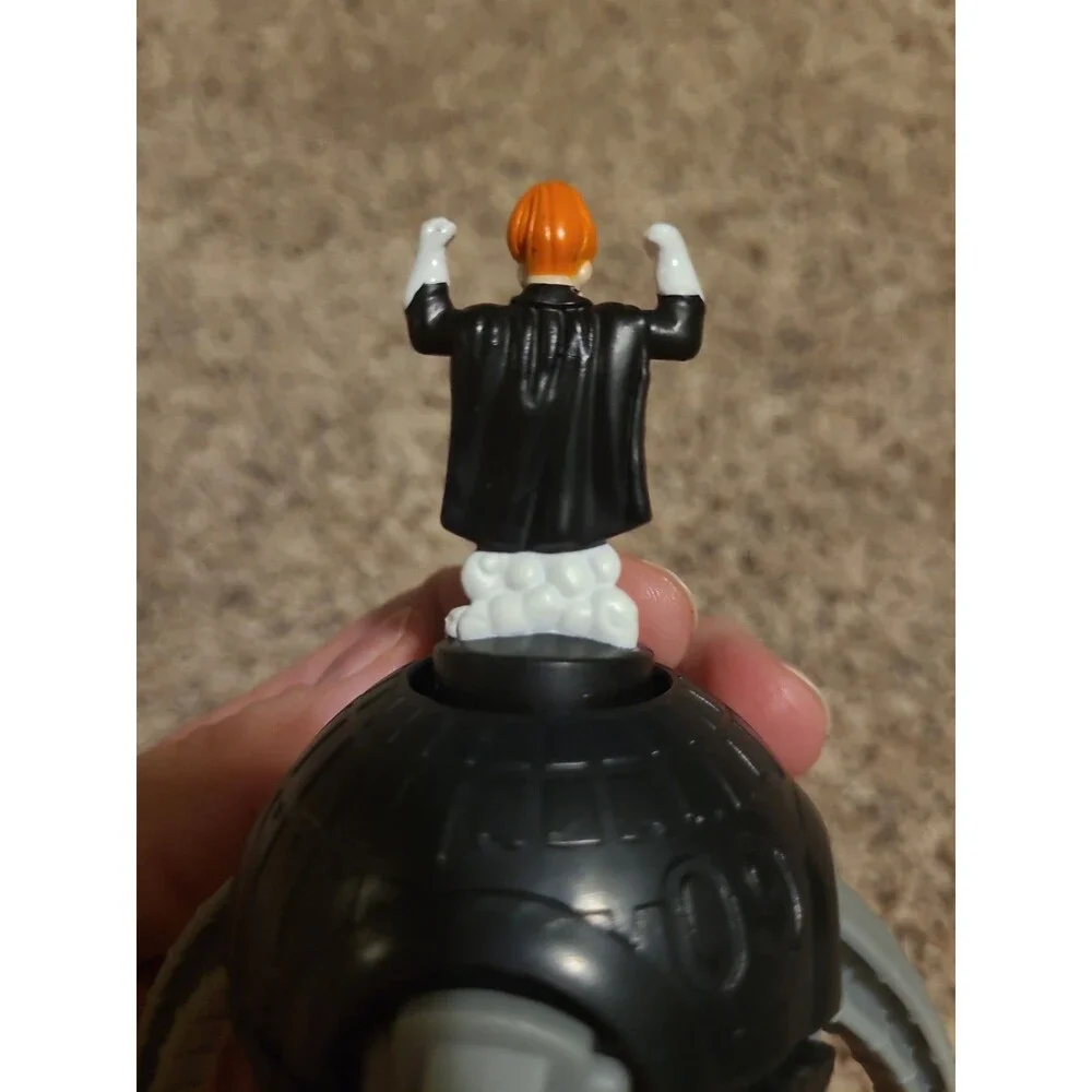 VINTAGE Incredibles Syndrome Wind Up Toy/ Collectible McDonald's Play Toy Figure